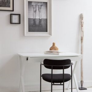WOOOD Ivy Eetkamerstoel - Zwart Fluweel - 74x52x50