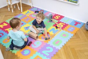 KIDUKU® 86-delige puzzelmat voor kinderen met cijfers en letters, 31,5 x 31,5 cm per stuk