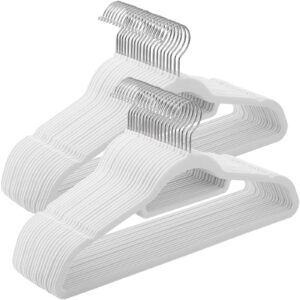 SONGMICS Fluwelen Kleerhangers, 50 Stuks, 0,6 cm Dik, Antislip